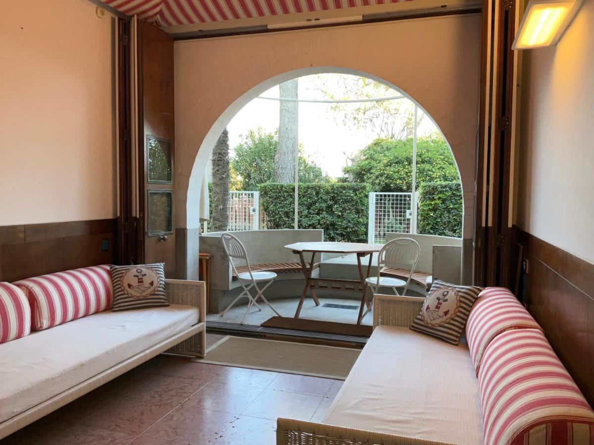 Aquamar - Suite On The Beach Lido di Venezia Zewnętrze zdjęcie
